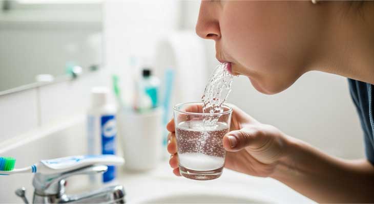 آب نمک بعد از ایمپلنت